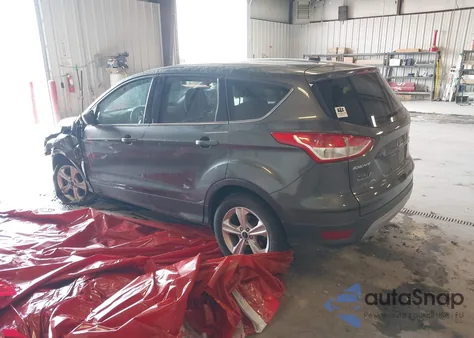 2015 Ford Escape Se z USA, uszkodzony, nr VIN 1FMCU9GX8FUB61914